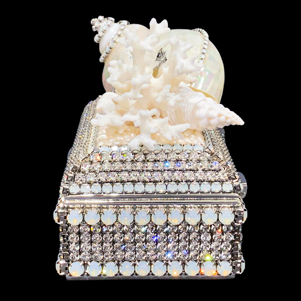 White Opal Shell Cluster Keepsake Box Featuring Premium Crystal