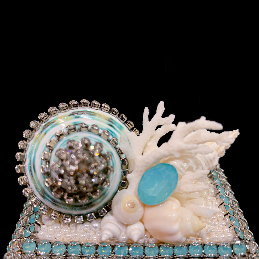 Pacific Opal Shell Cluster Ring Box Featuring Premium Crystal