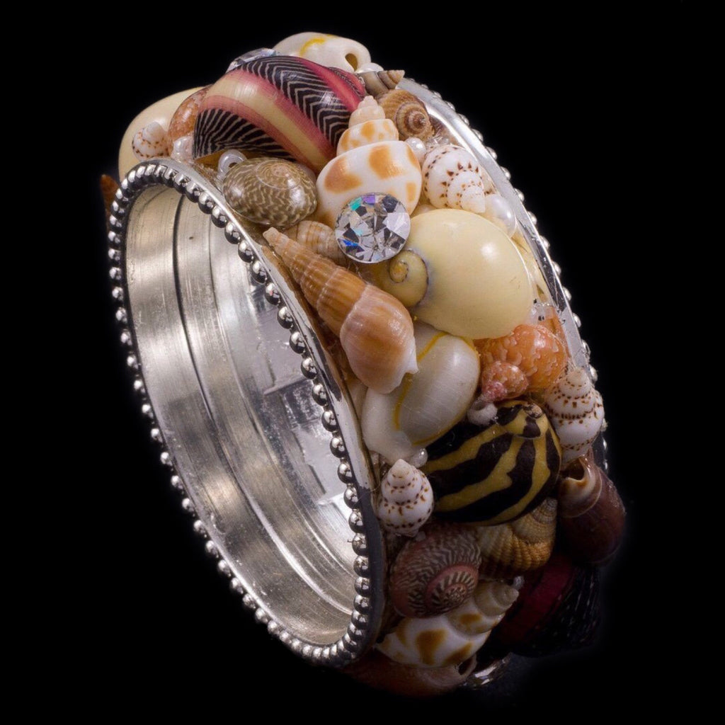 Sea Shell Napkin Ring Featuring Premium Crystals and Dark Seashells | Set of 4