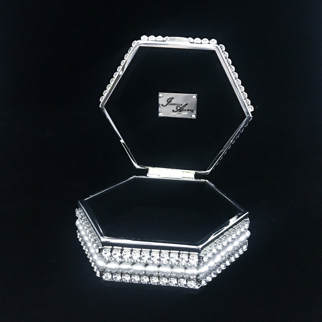 5 Pearl Setting Hexagon Box Featuring Swarovski © Crystals