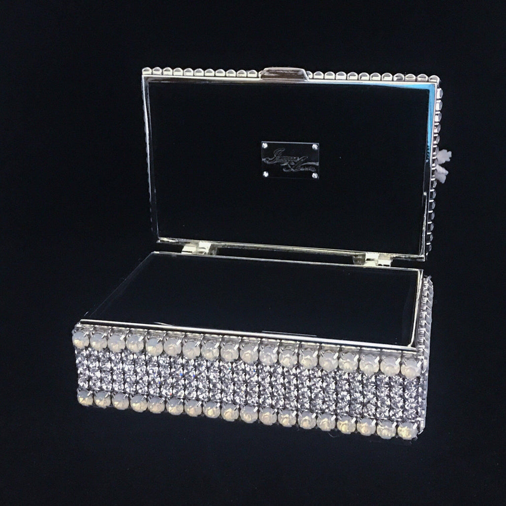 Nautilus Keepsake Box Featuring Premium Crystal