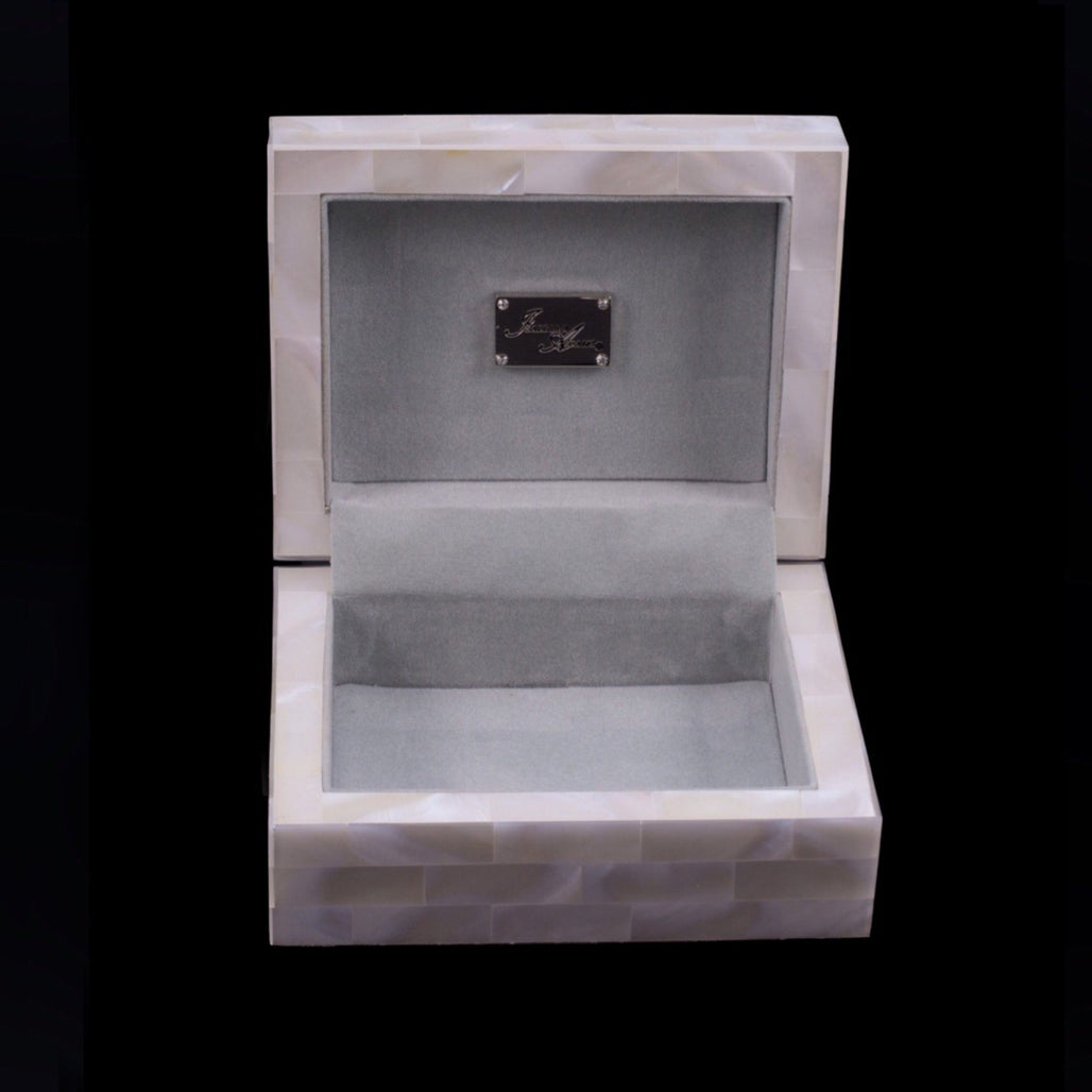 Mother of Pearl Small Starfish Keepsake Box Featuring Premium Crystal